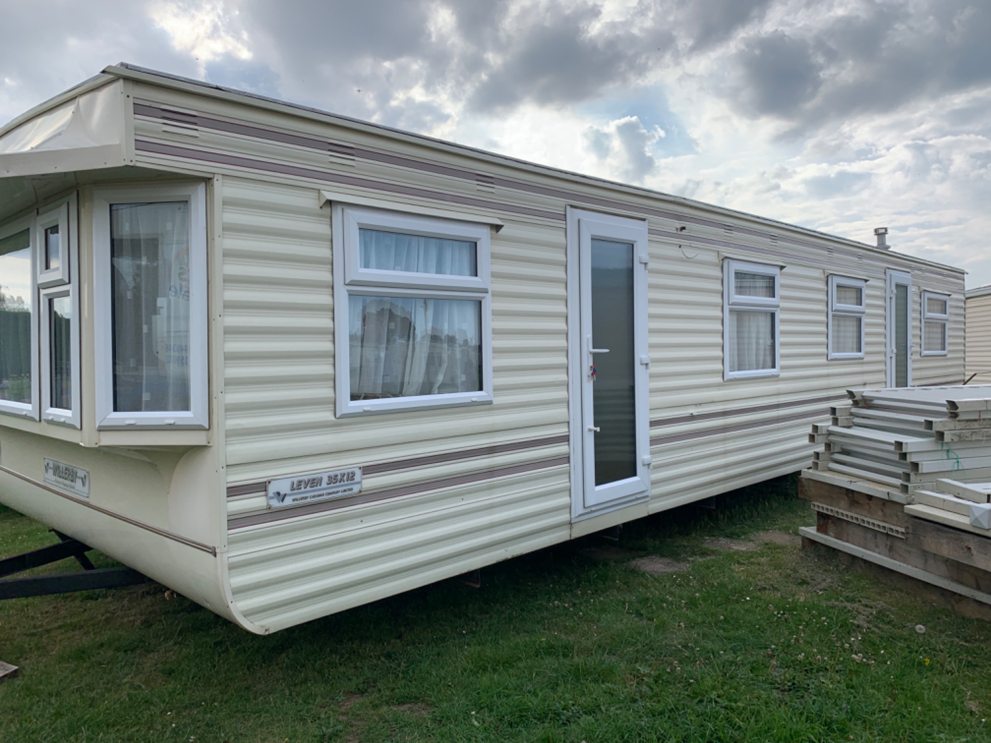 Willerby Leven 35 x 12-2 bed double glazing